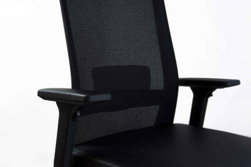 Ортопедическое кресло Falto А1 Черное сиденье ткань